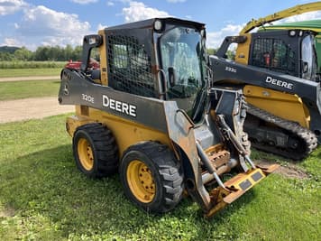 Main image John Deere 320E